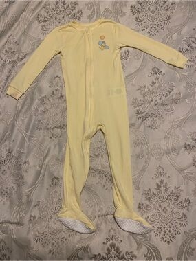 24M Disney Baby Winnie the Pooh Yellow Footed One-Piece Pajamas - Soft Snug Fit